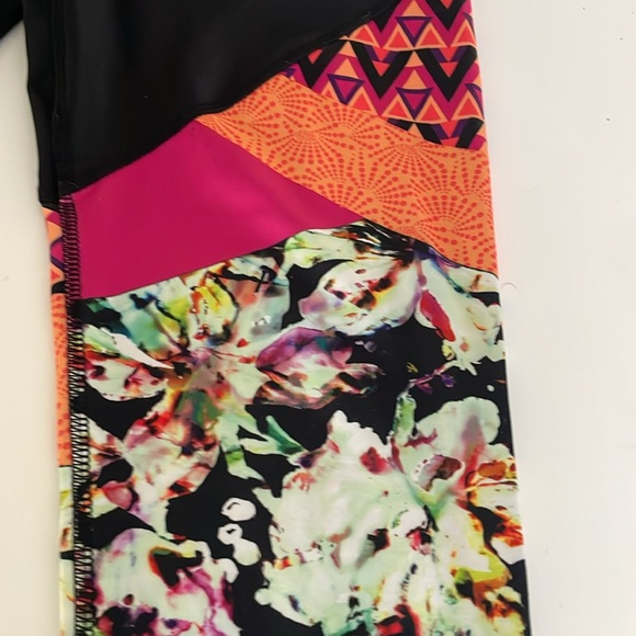 S/P RBX Live Life Actively Crop leggings - colourful pattern - Picture 9 of 10